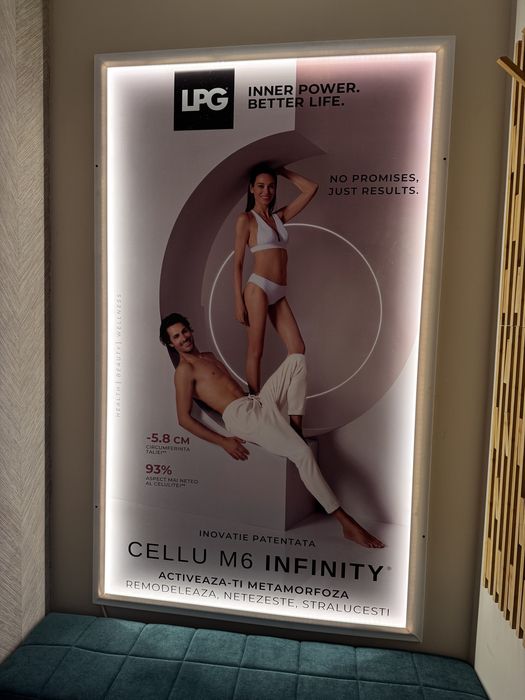 Tablou cu rama led dimensiuni la comanda