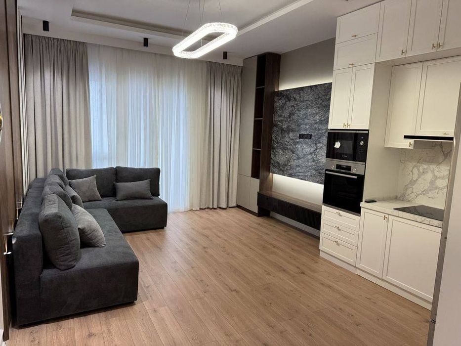 • Мирабад • Skyline Towers • 3-комн • 100м2 •  этаж 8/15