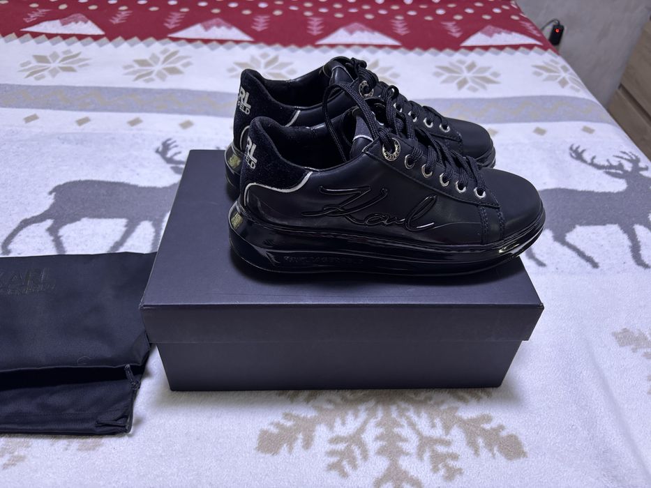 Karl Lagerfeld кецове