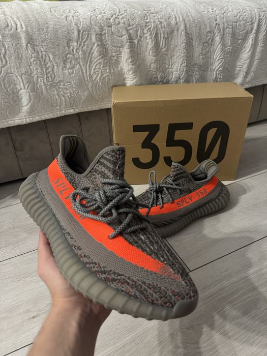 Adidasi Yeezy Boost 350