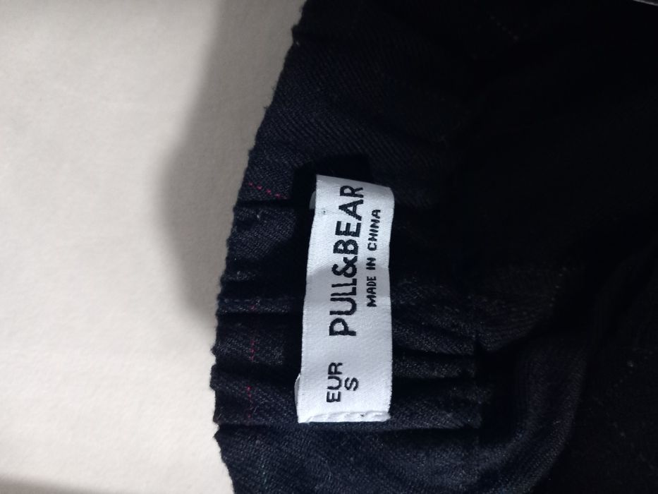 Pantaloni casual în carouri bleumarin măsură S Pull&Bear