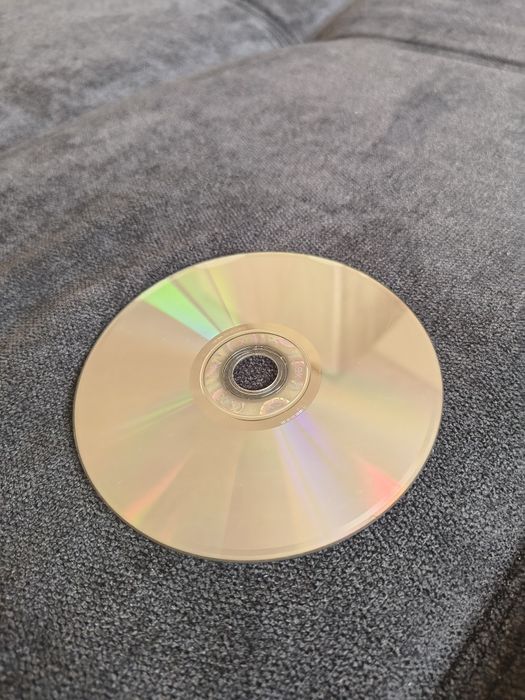 Vând pachet cu controler de Xbox 360 FIFA 16 și gta 5