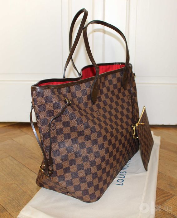Louis Vuitton Neverfull sumkasi