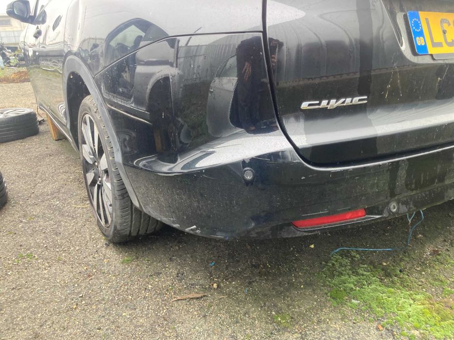 Задна броня хонда сивик комби 9та генерация