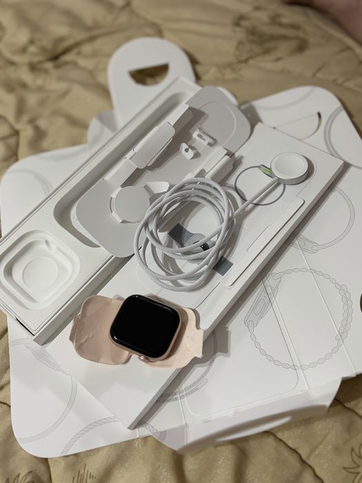 Продам Apple Watch