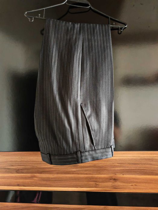 Мъжки официален костюм размер 40/42 S/M/L