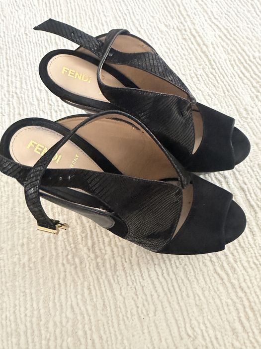 ОБУВЬ на платформе Fendi