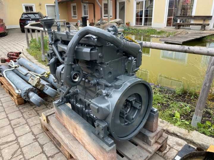 Motor complet Liebherr D904T - Piese de motor Liebherr
