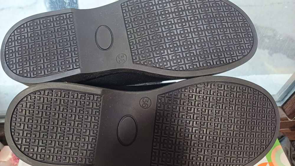 Обувь детская новая