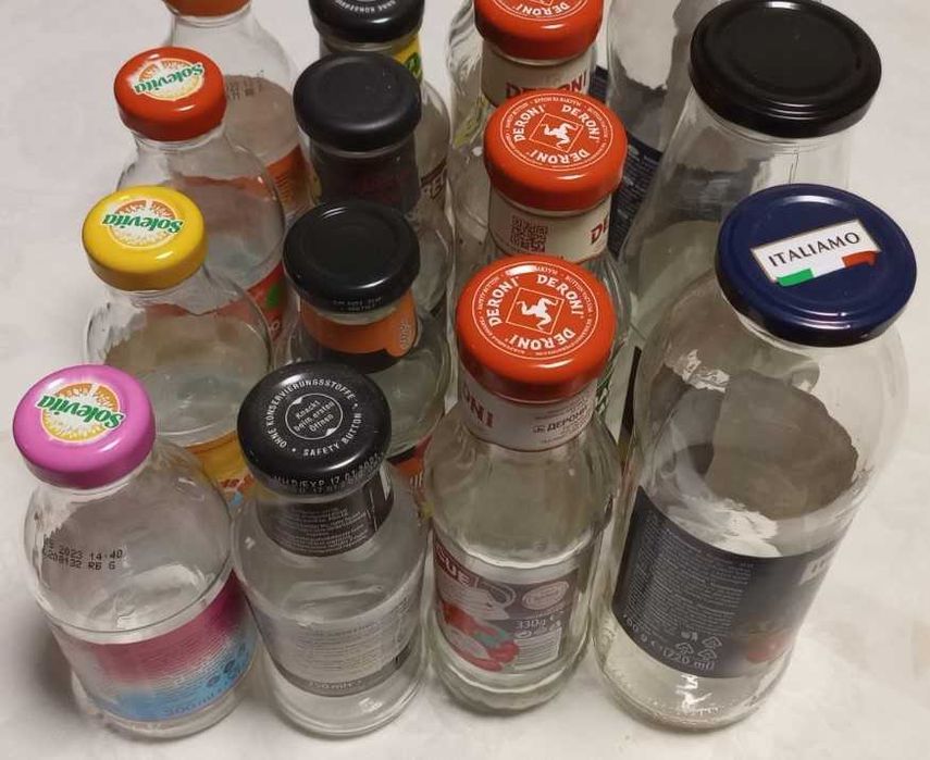 ПРОДАВАМ Буркани и шишета за алкохол 700 мл.