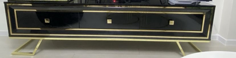 Комплект ТВ шкаф + скрин с огледало