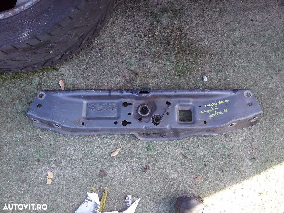 Trager / Tragher / Panou Frontal / Calandru Opel Astra H 2005-2010