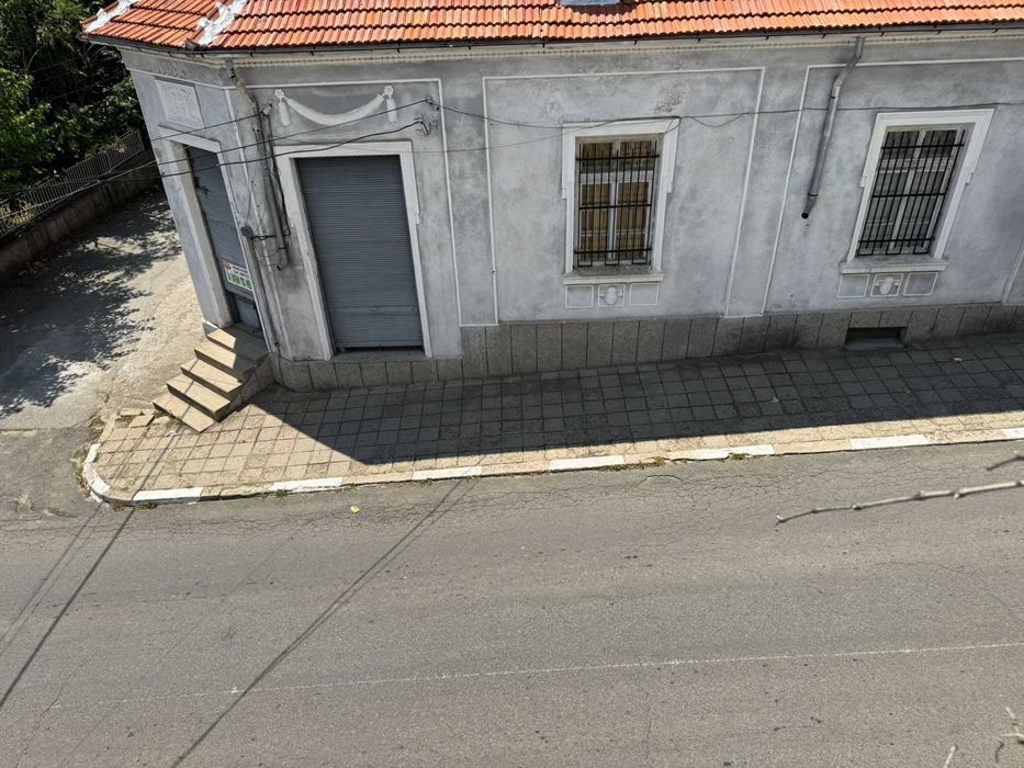 Продавам къща Мъглиж