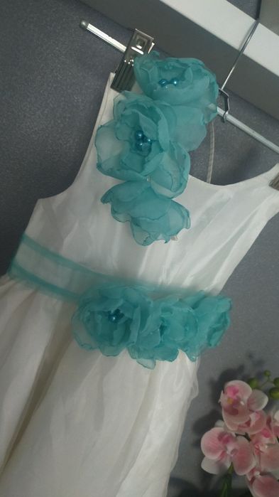 Платья и юбочки для девочки