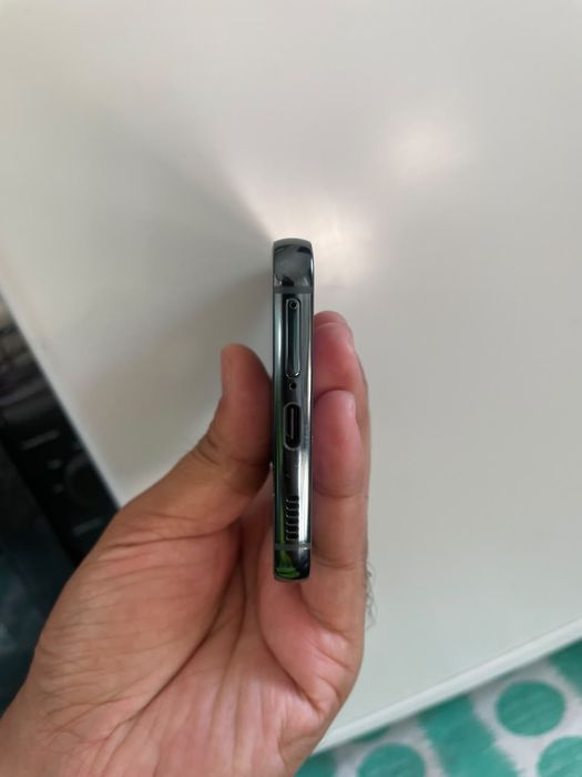 Samsung s22 128gb с петном