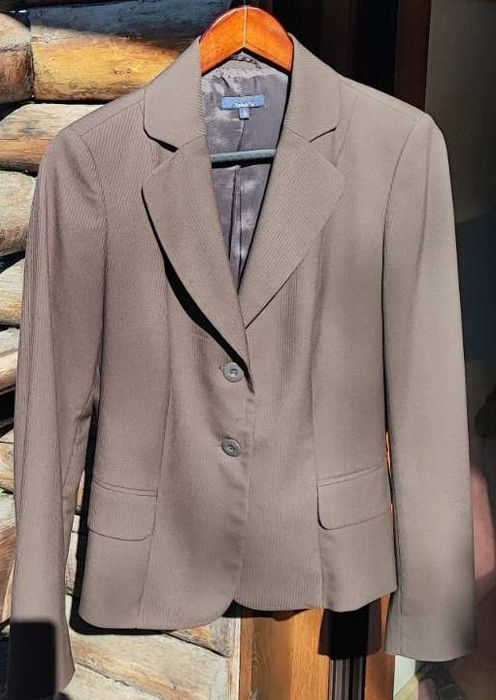 Елегантни сака Jake's и  Amisu номерS