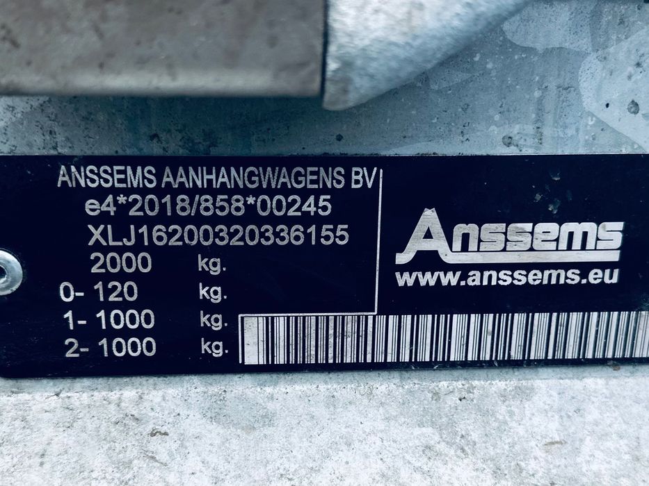 Vând REMORCĂ NOUĂ 2 tone