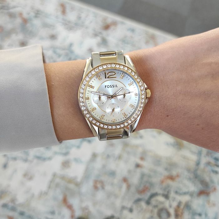 Fossil Riley дамски часовници нови
