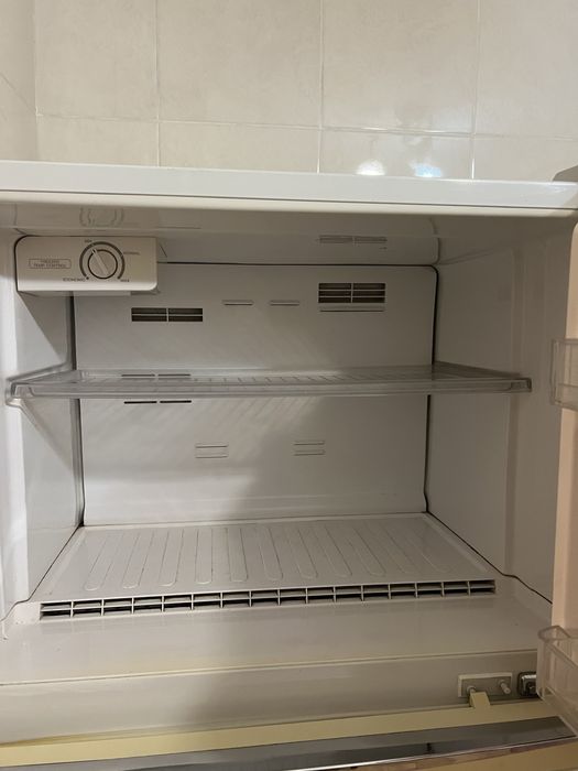 Холодильник рабочий