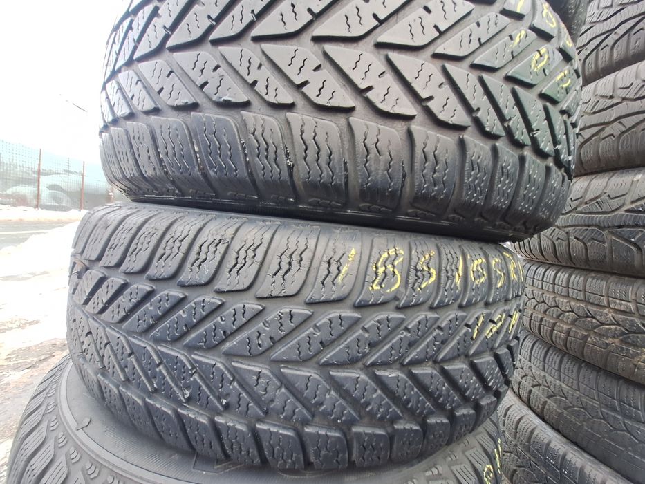 4 anvelope iarna 185/65r15 Debica Montaj Gratuit
