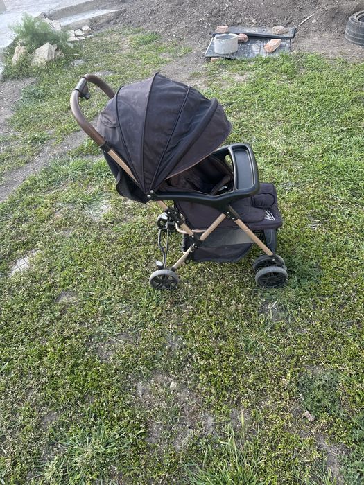Бебешка количка Chipolino