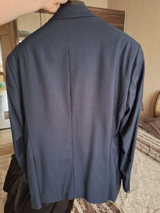 Мъжко синьо сако
