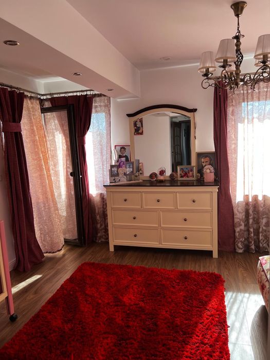 Vând casă P+M zona Gheorghe Apostol