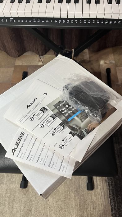 Синтезатор Alesis Harmony 61