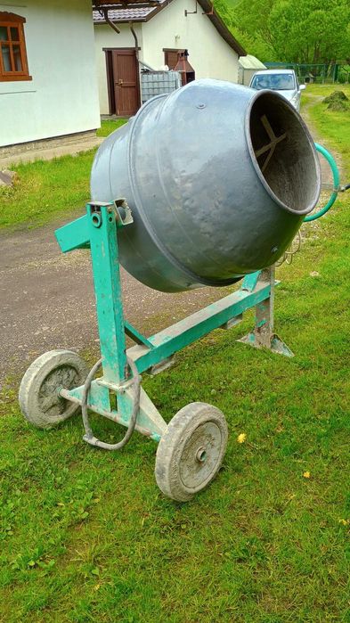 Vand betoniera italiana Imer Syntesi (profesionala 350 litri)