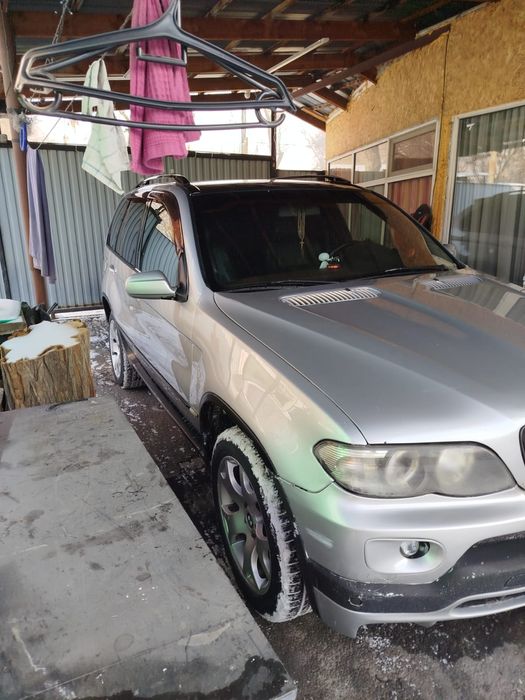 Продам BMW x5 2000года