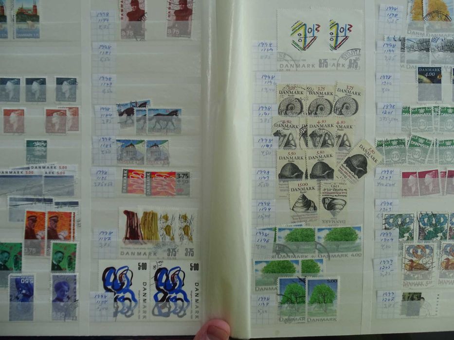 Danemarca 1997-2005 , Album cu timbre stamp si nestamp (Lot K012)