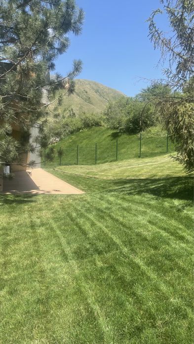 Уклдка газона