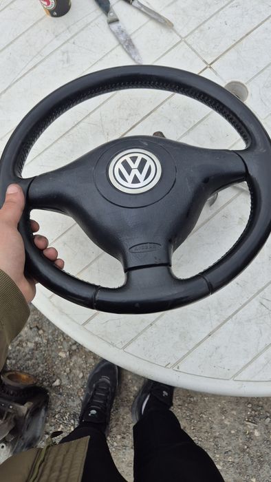 Оригинален Три лъчев Волан за Голф 4 Бора