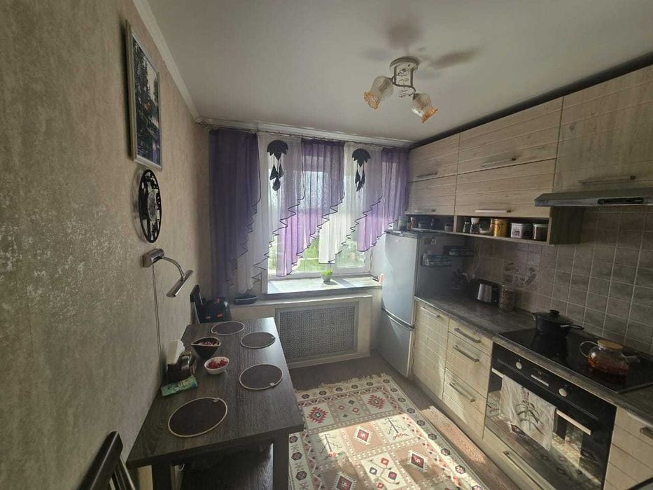 Продам 2 комнатную квартиру