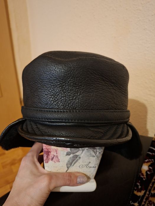 Căciulă cu blana bărbați