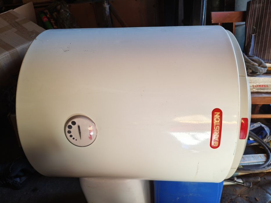 Продам титан аристон