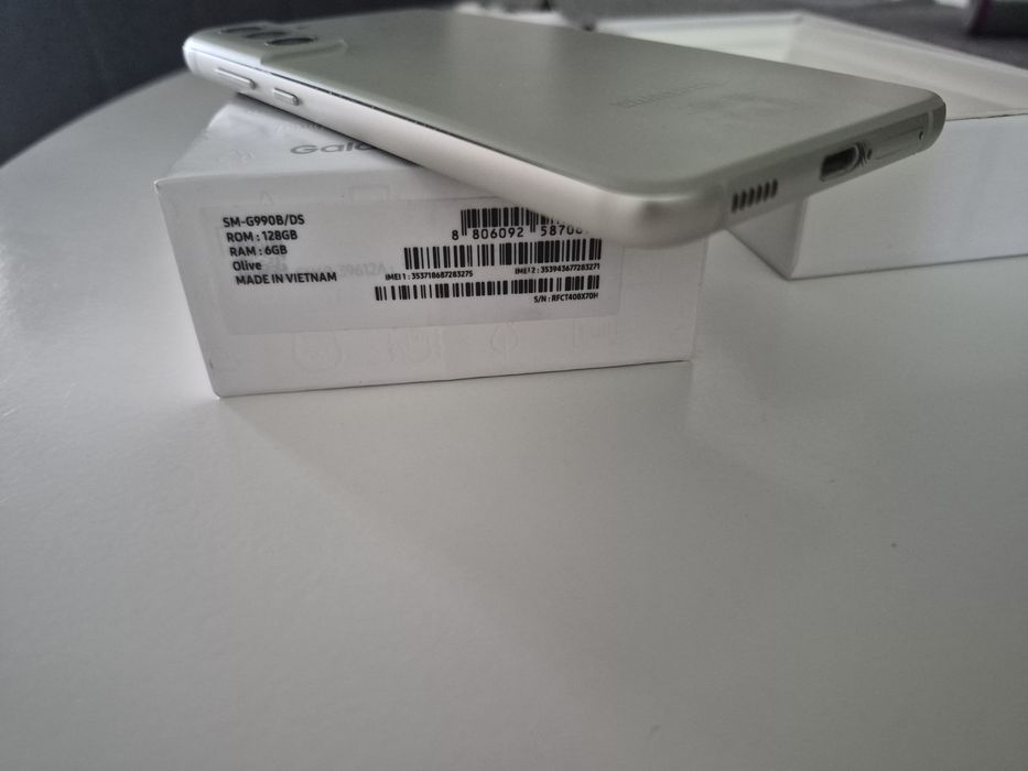 Samsung S21 FE ca nou