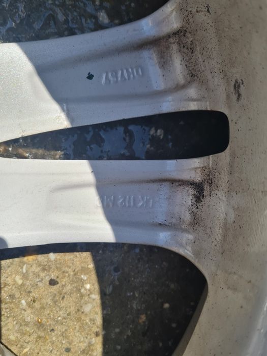 Jante cu anvelope de iarnă 5x112 R17