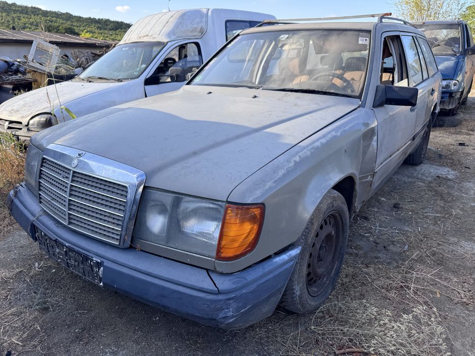Mercedes w124 250d 1988г На Части