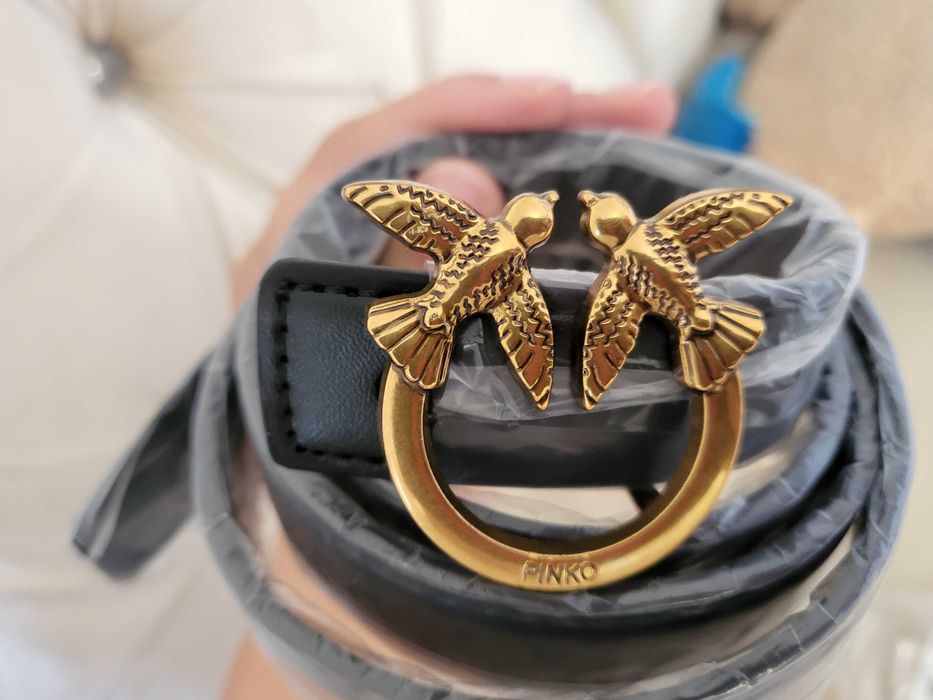 Черен колан по модел на Pinko