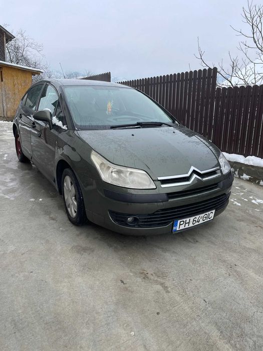 Vând Citroen C4 1.6 benzină