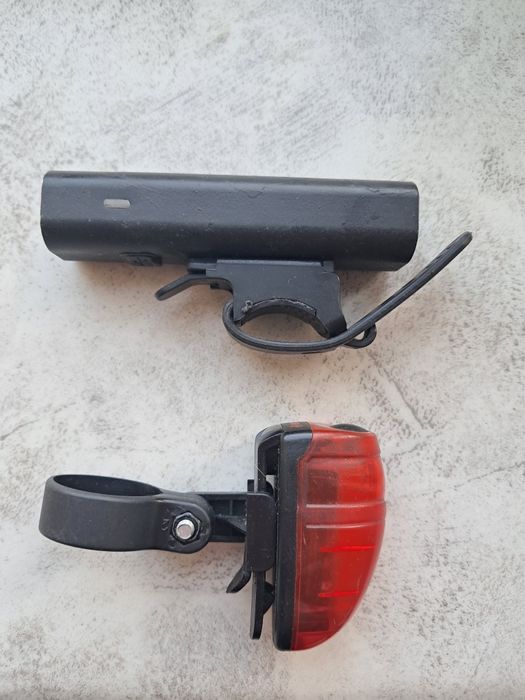 Продам велофару и задний габарит