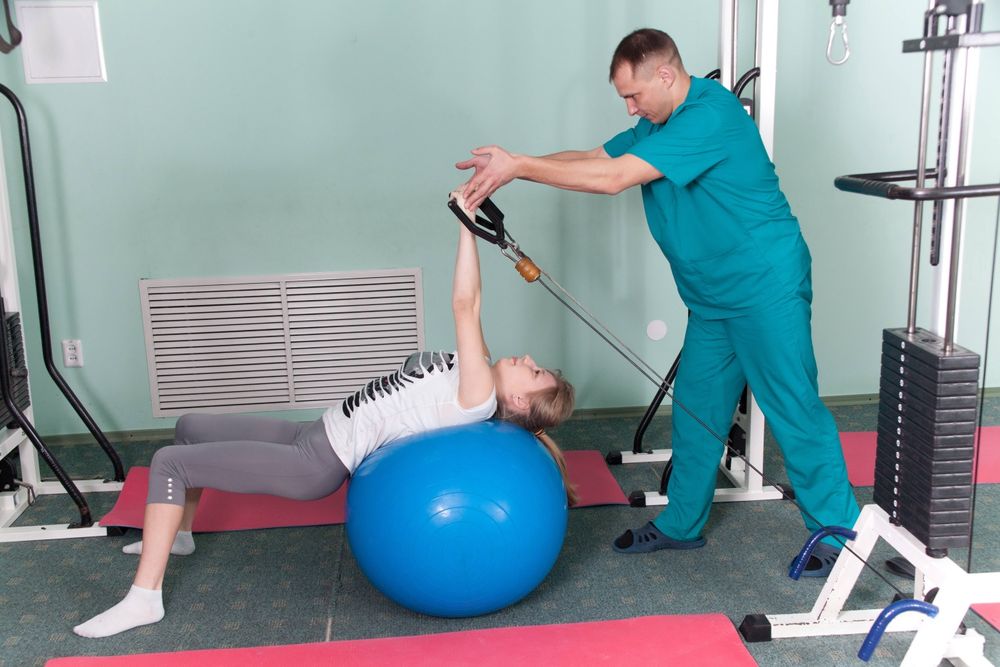 Кинезиотерапия, ЛФК, ОФК