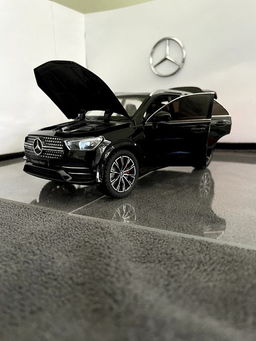 Продается Mercedes benz GLE 350 4matic 1:24 original