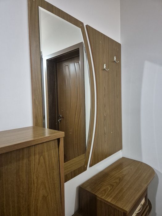 Портманто с огледало