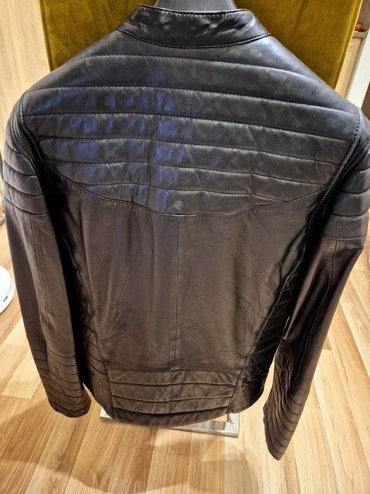 Geaca din piele naturala