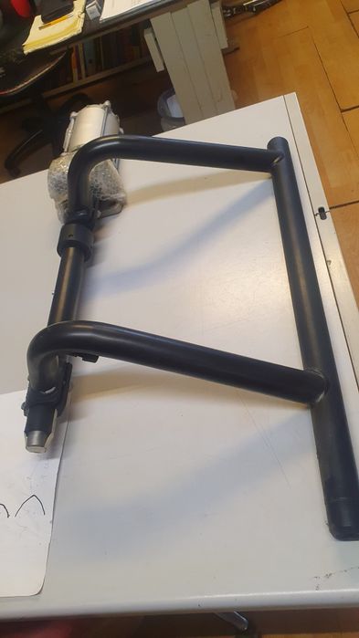 Mecanism pneumatic de inchidere usa bus