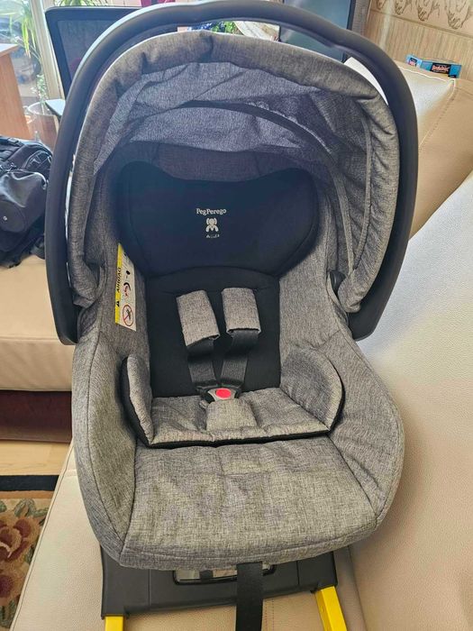 Количка Peg perego Futura 3 в 1 + ISOFIX база