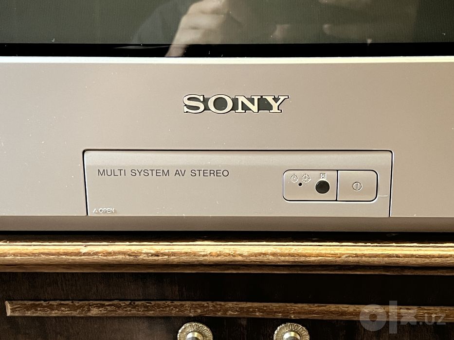 Телевизор Sony Trinitron KV-HW21M80