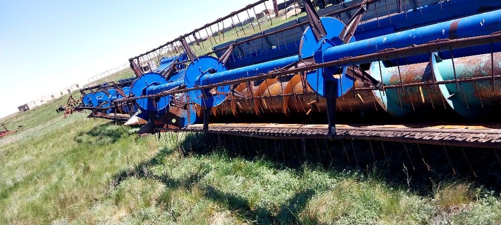 Продам комбайны Енисей